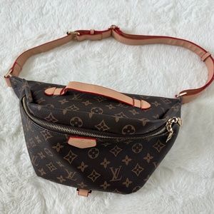 LOUIS VUITTON HIGH QUALITY FANNY PACK / BELT BAG